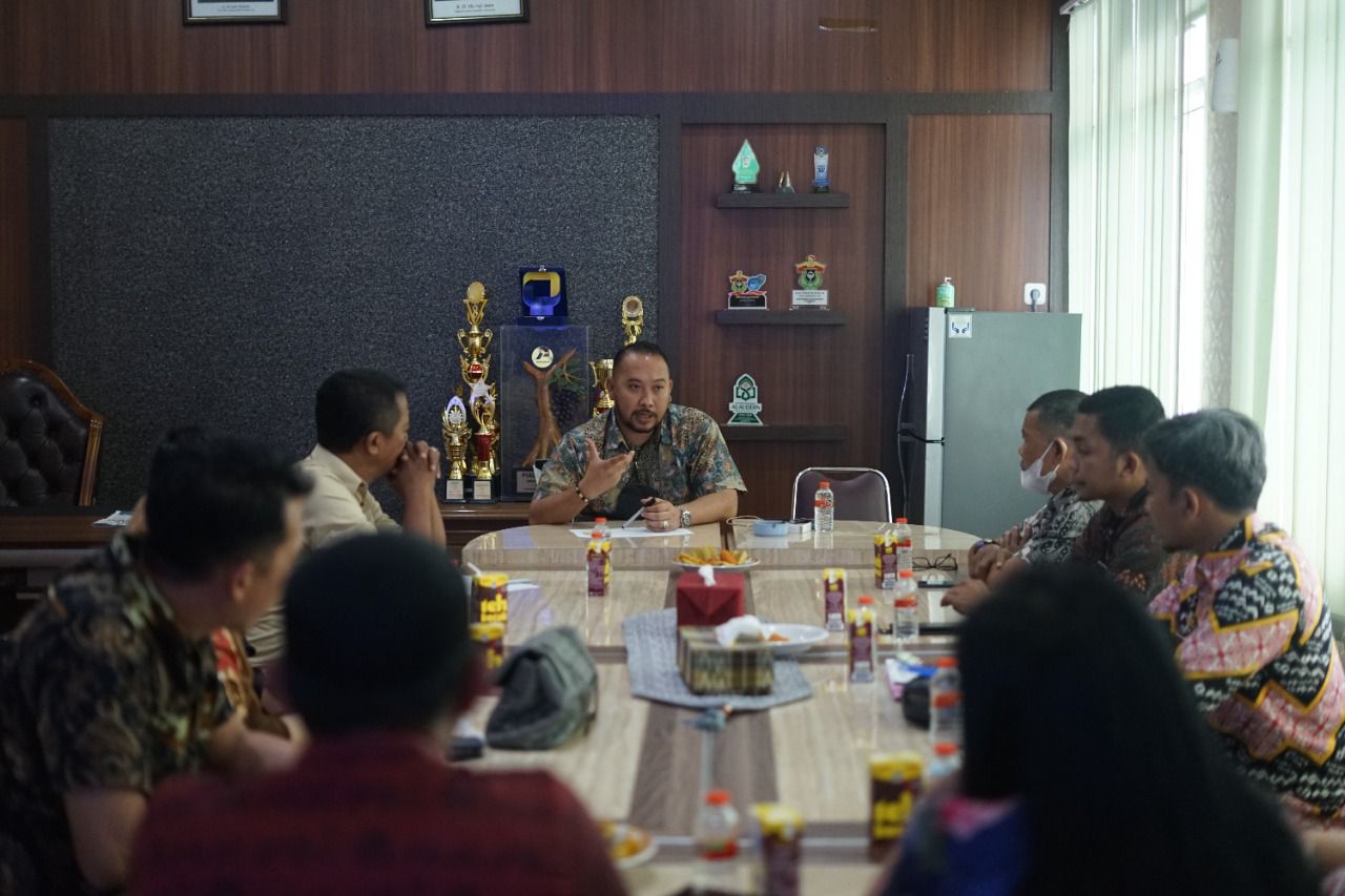 Gambar Persiapkan Hari Kebudayaan, Camat Panakkukang Gelar Rapat Koordinasi Bersama Lurah